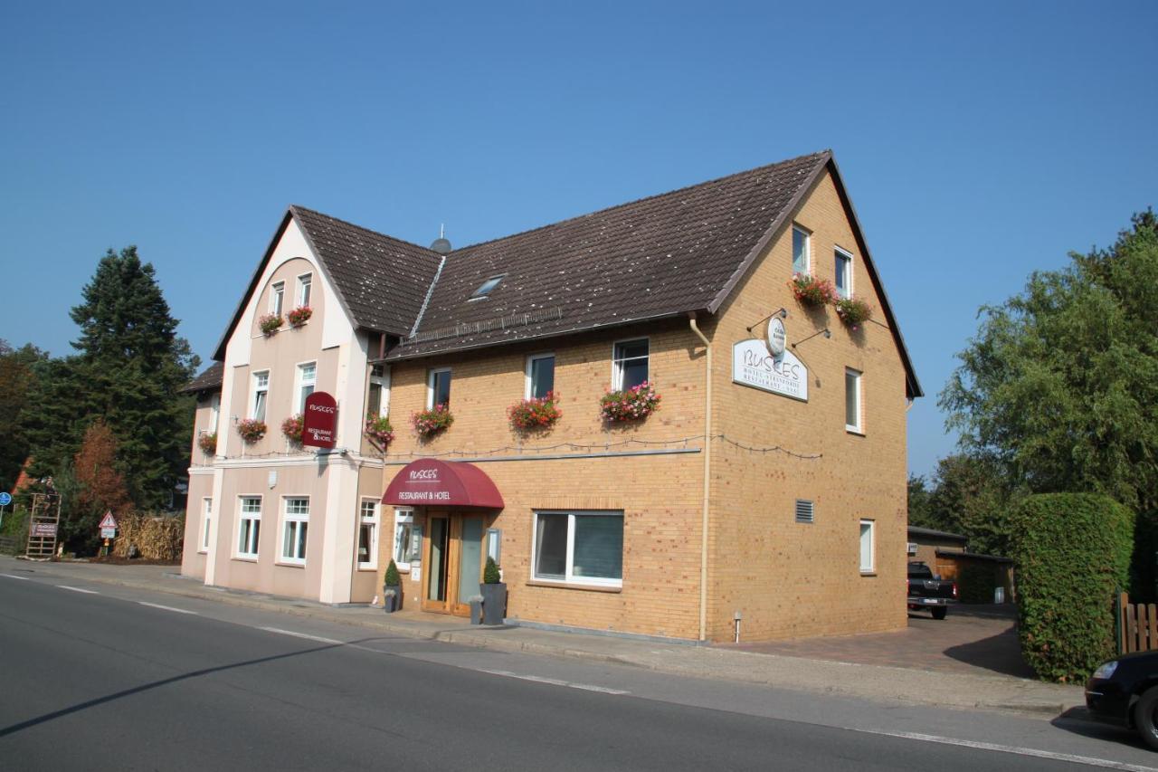 Buskes Hotel Steinfoerde Wietze Exterior photo