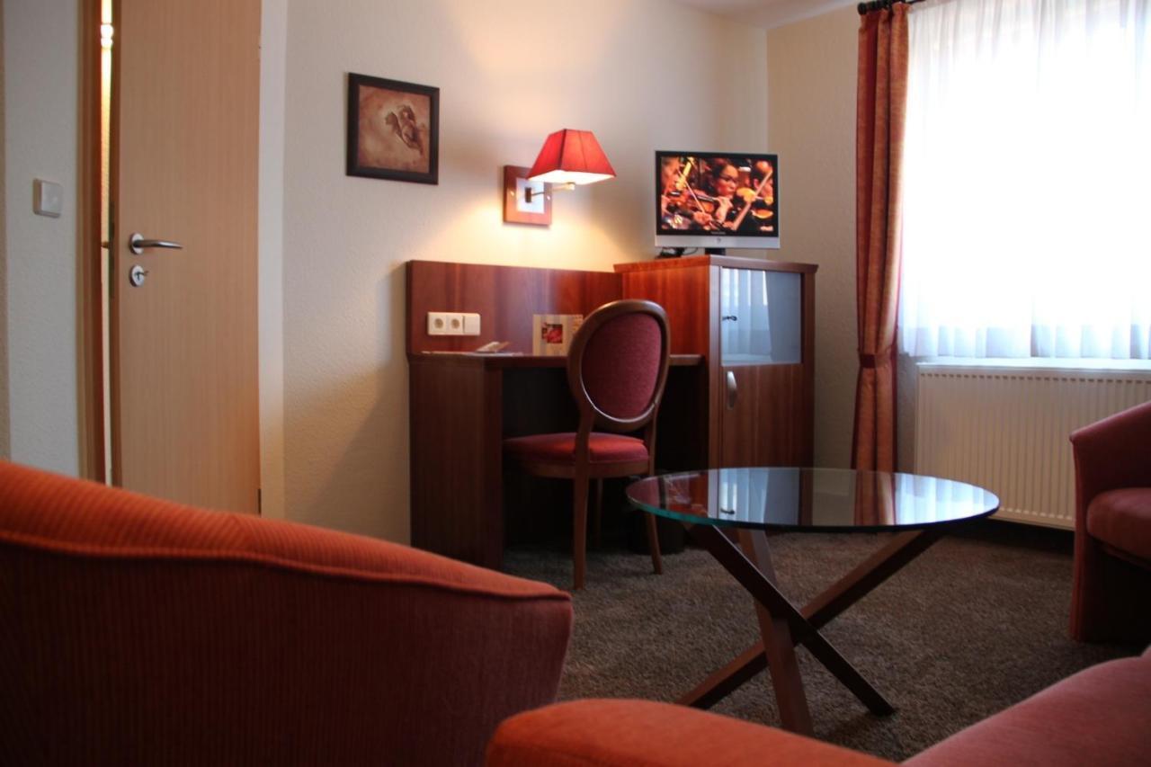 Buskes Hotel Steinfoerde Wietze Room photo