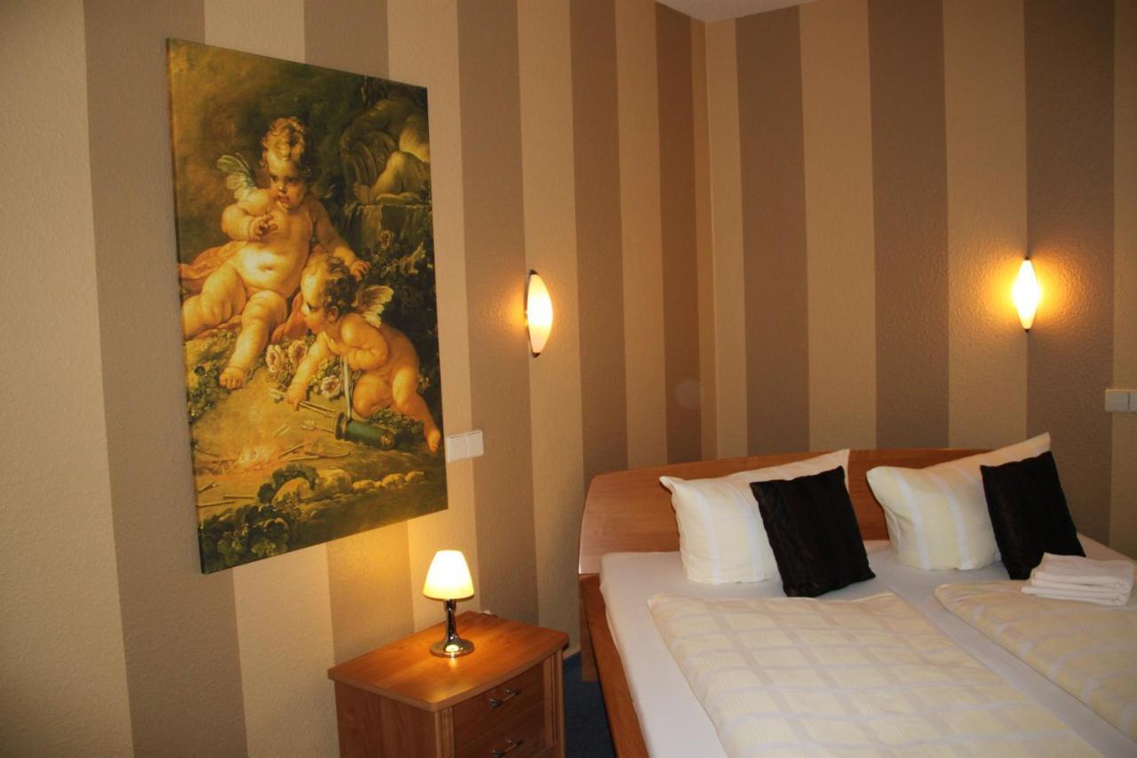 Buskes Hotel Steinfoerde Wietze Room photo
